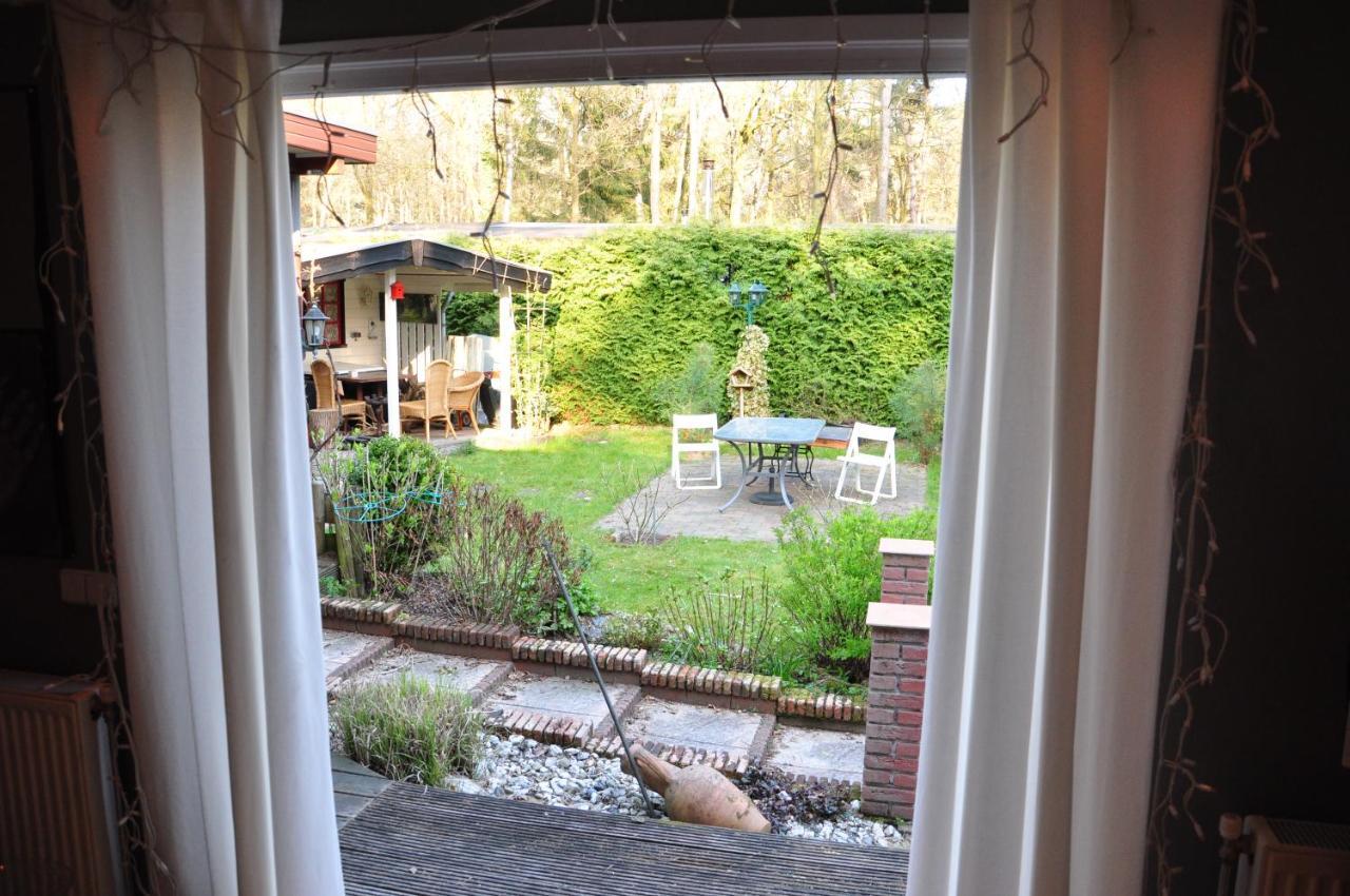 Sfeervol, Ruim En Luxe Chalet In Bosrijke Omgeving Vila Diessen Exterior foto